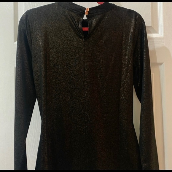 long sleeve - Picture 2 of 3